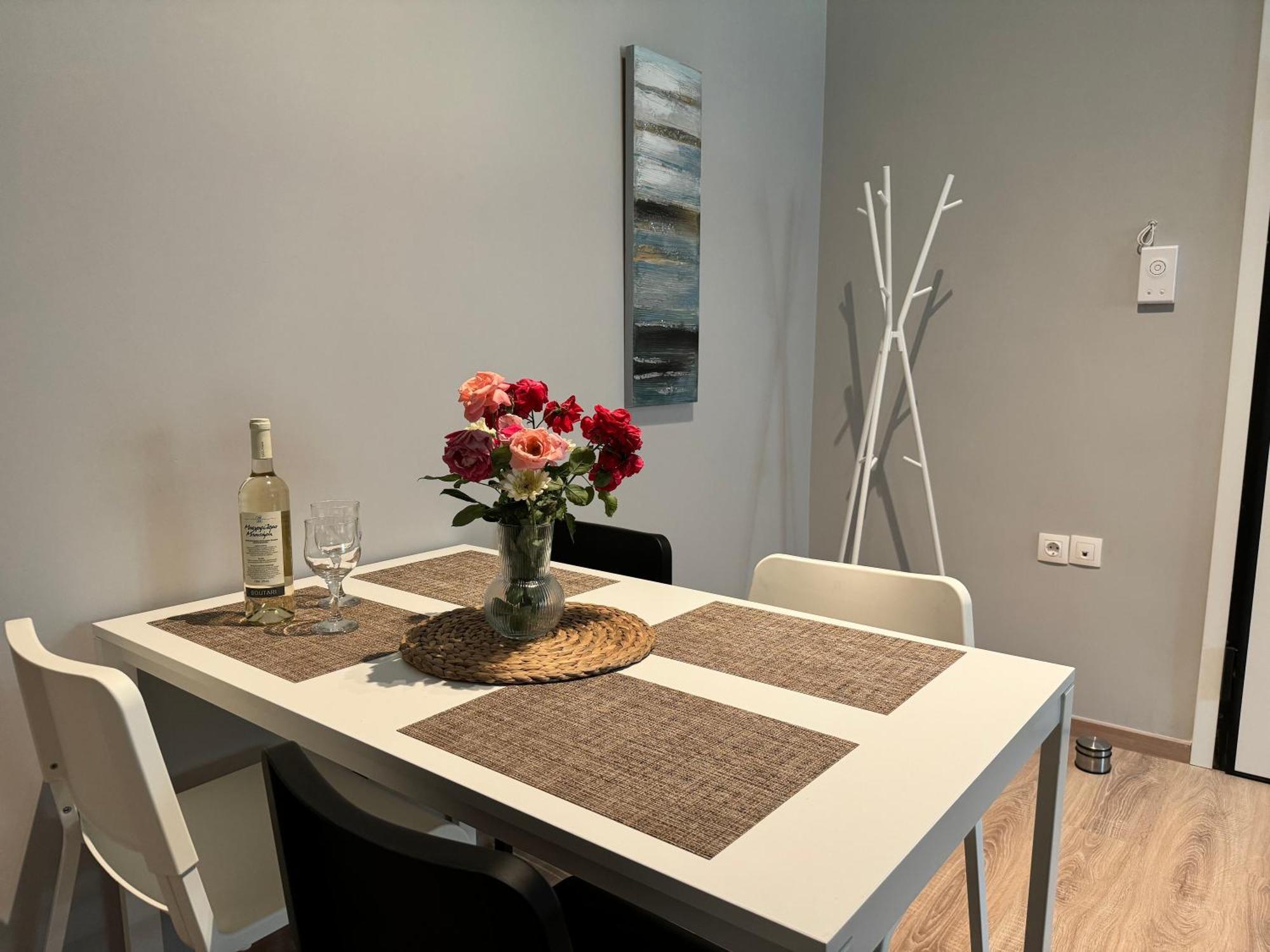 Urban Breeze Aparment 1 Apartment Atena Exterior foto