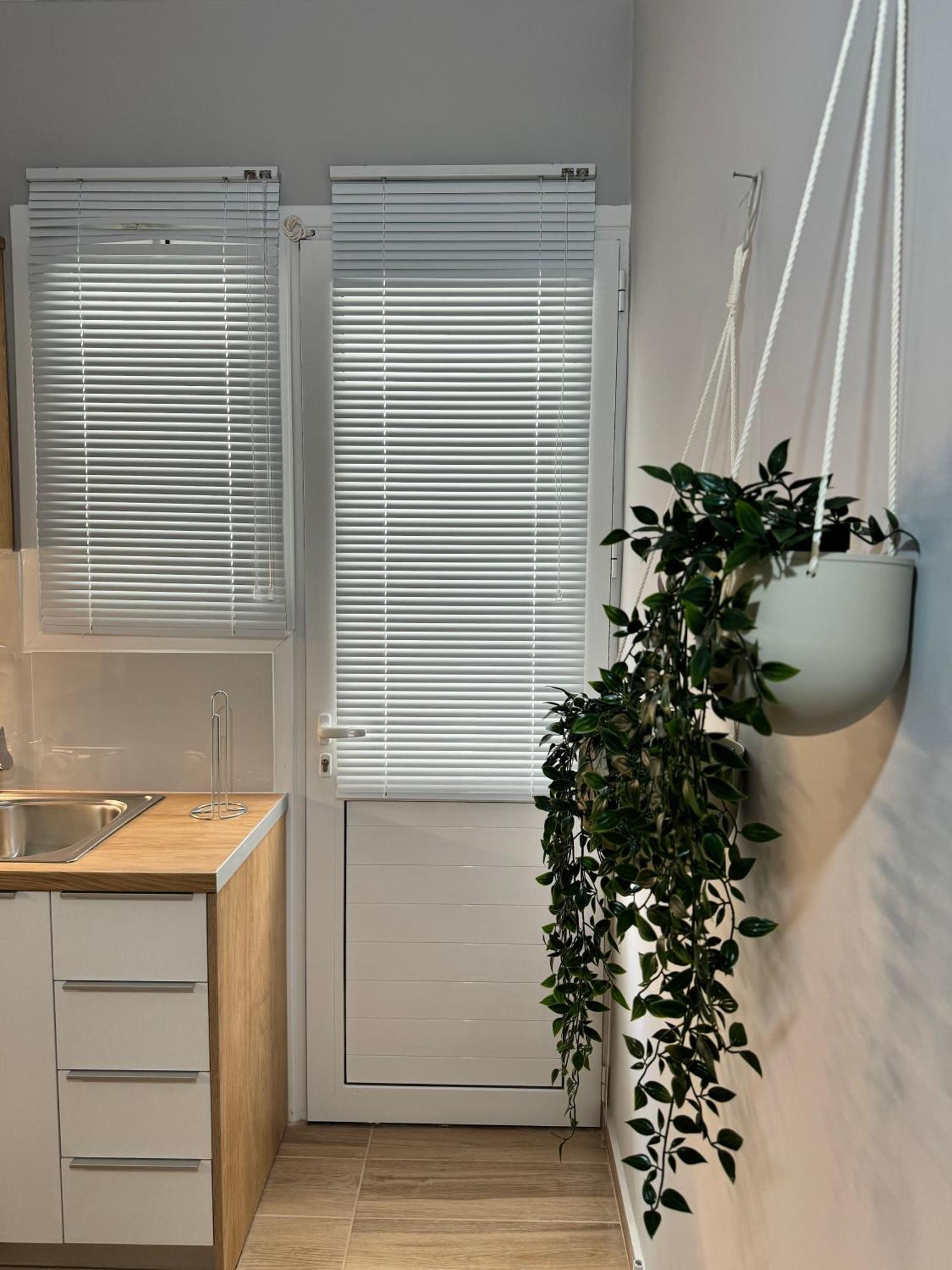 Urban Breeze Aparment 1 Apartment Atena Exterior foto